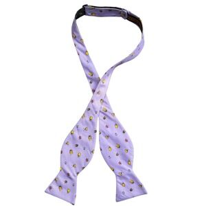 Peter Blair 100% Silk Bow Tie Mens Lavender Purple Bugs Print USA 2.5"
